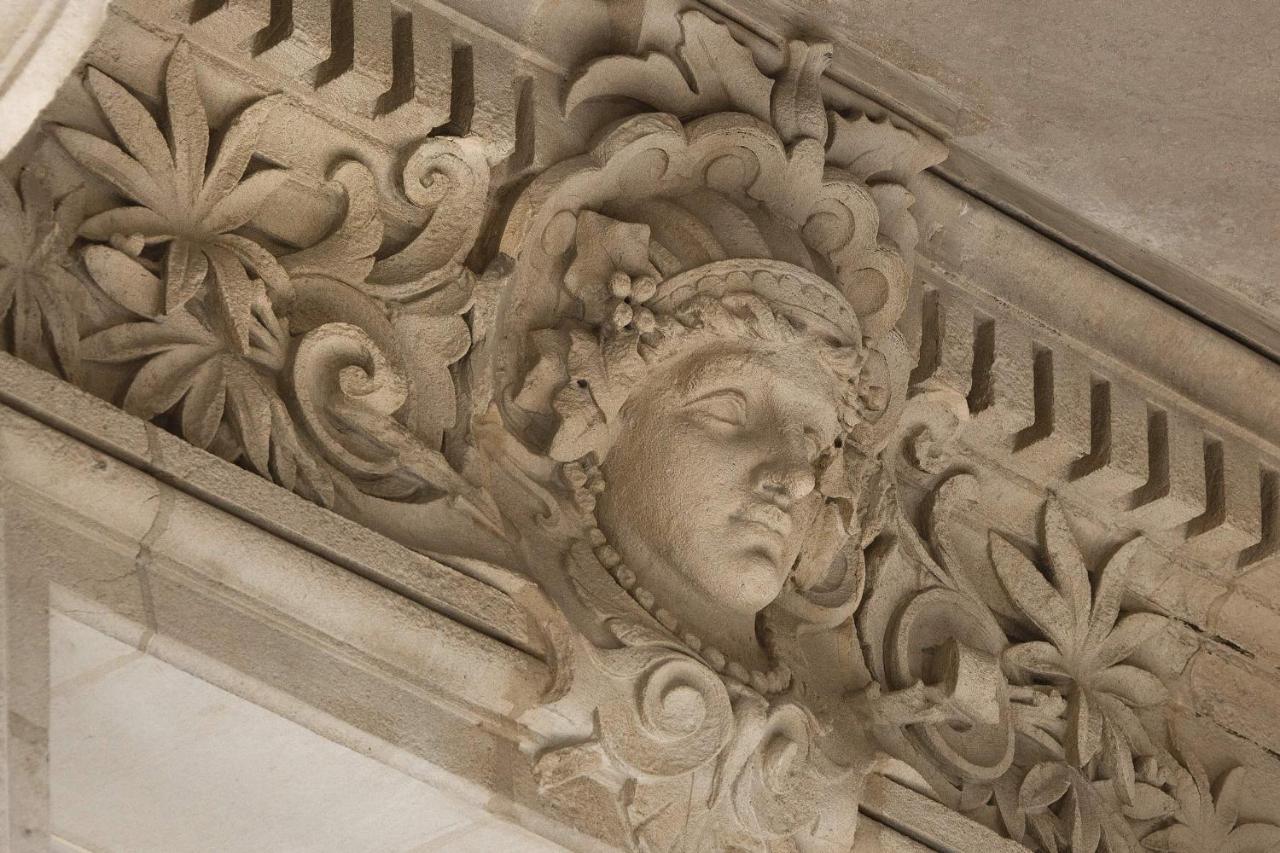 La Demeure Montaigne Hotel París